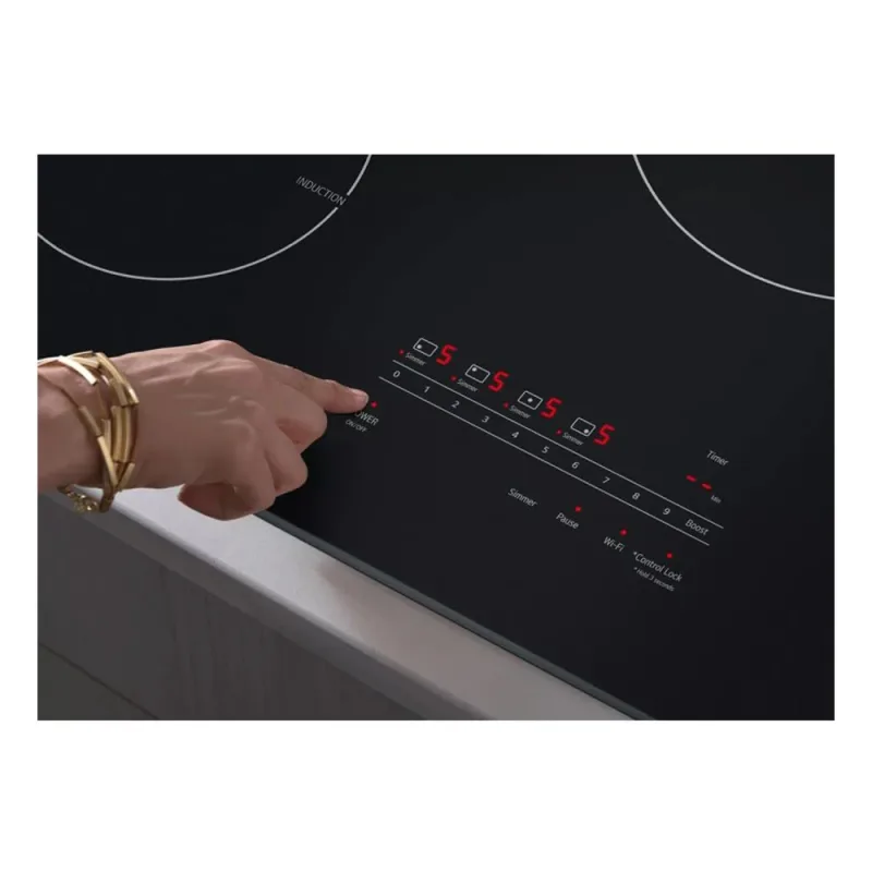 30” smart induksjonstopp med UltraHeat™ – svart keramikk