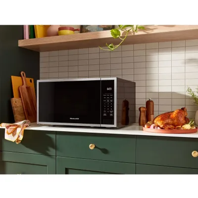 1.6 CuFt Countertop Microwave in Stainless Steel
