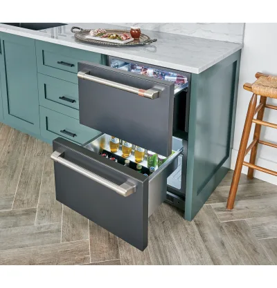 Frigorífico compacto de doble cajón de 5,7 pies cúbicos en negro mate con controles electrónicos