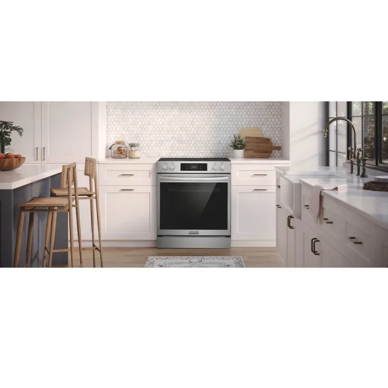 Cocina eléctrica de 6,2 pies cúbicos con control frontal en acero inoxidable