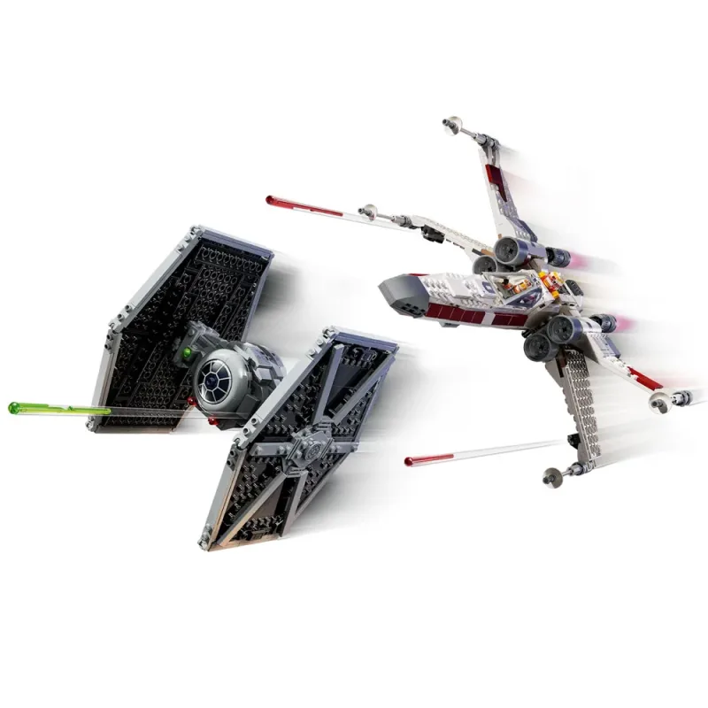 TIE Fighter y X-Wing Mash-Up